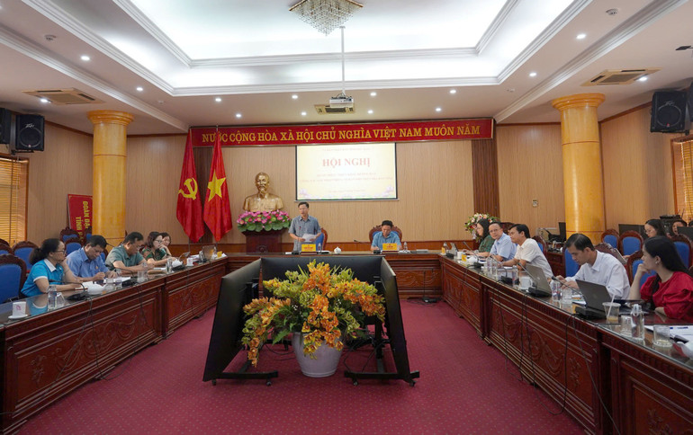 Đồng chí Phạm Duy Hưng, Ủy viên Ban Thường vụ Tỉnh ủy, Phó Chủ tịch UBND tỉnh kết luận Hội nghị. anh-hoi-nghi.jpg