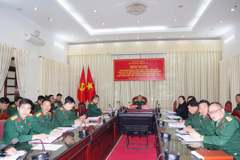 Đại tá Lã Văn Hào, Phó Bí thư Thường trực Đảng ủy, Chính ủy Bộ CHQS tỉnh chủ trì hội nghị tại điểm cầu tỉnh Bắc Kạn. 472873197-1001754928464898-2866508609349858094-n.jpg