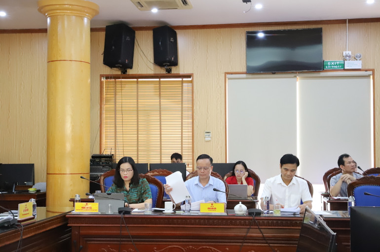 Các đại biểu tại điểm cầu UBND tỉnh. IMG_4442.JPG