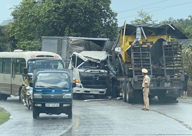 Một vụ TNGT thông xảy ra trên địa bàn thành phố Bắc Kạn.