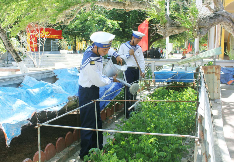 Nhịp sống trên đảo Nam Yết ảnh 6