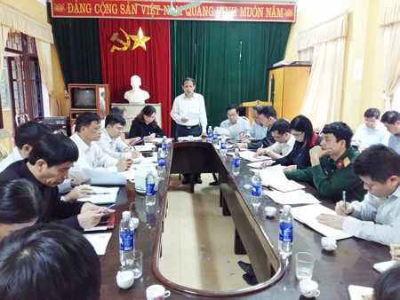 Đồng chí Chủ tịch UBND tỉnh làm việc