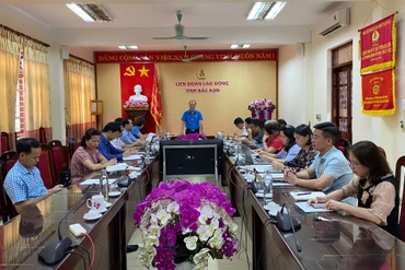 Công bố kết thúc hoạt động công đoàn cơ sở hành chính, đơn vị sự nghiệp hưởng 100% lương ngân sách