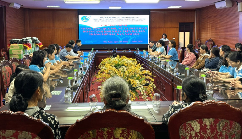 Chương trình trao quà cho phụ nữ nghèo và học sinh có hoàn cảnh khó khăn của thành phố Bắc Kạn. thanh-pho1.jpg