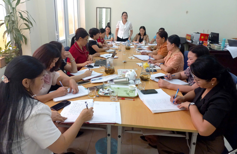 Hội LHPN tỉnh triển khai nhiệm vụ những tháng cuối năm. phu nu.jpg