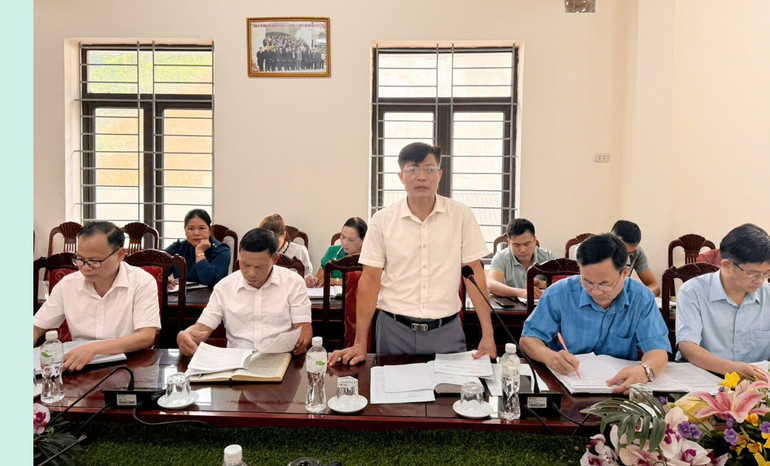 Lãnh đạo thị trấn Đồng Tâm phát biểu tại buổi khảo sát. c loc 2.jpg
