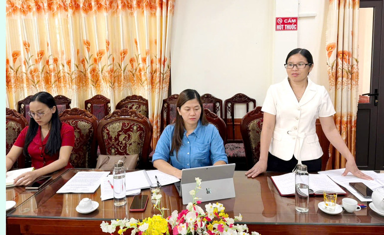 Đồng chí Đồng Thị Vân Thoa, Trưởng ban Văn hóa - Xã hội , HĐND tỉnh phát biểu kết luận buổi giám sát. chco-moi-2-3457.jpg