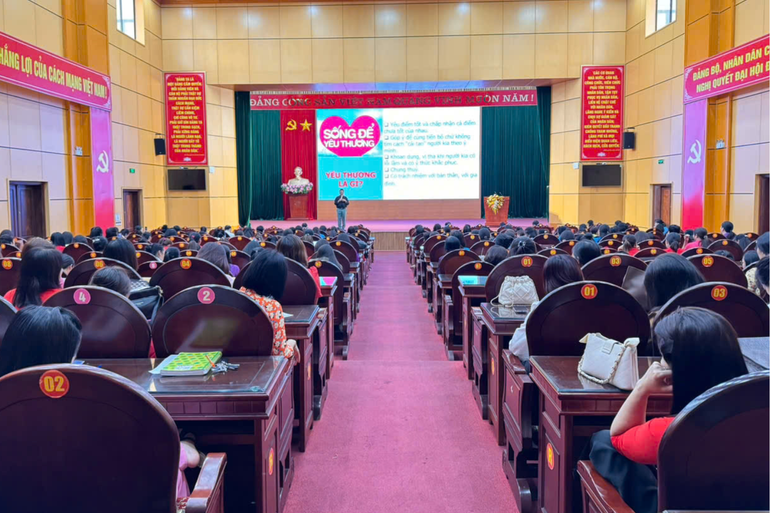 Toàn cảnh Hội nghị chuyên đề "Xây dựng người phụ nữ Việt Nam thời đại mới". thiet-ke-chua-co-ten-2-8747.png