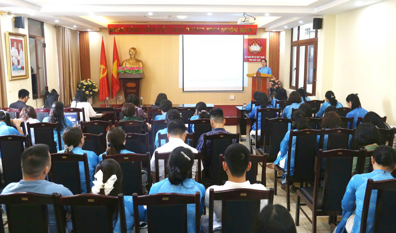 Hội LHPN tỉnh sơ kết công tác Hội 6 tháng đầu năm. phu-3.jpg