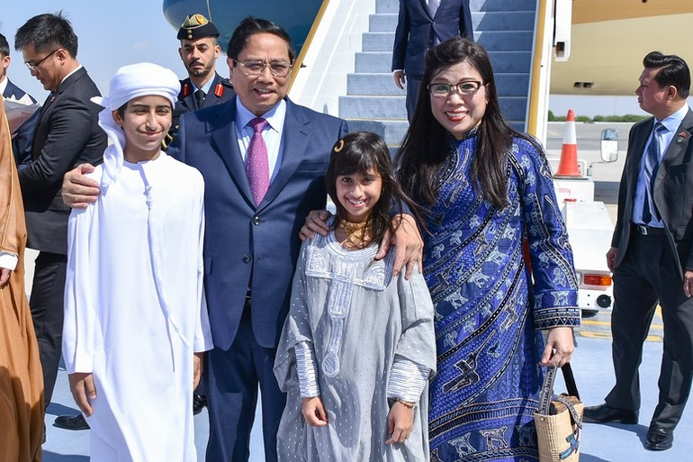 Quan hệ giữa Việt Nam với UAE đang trên đà phát triển tốt đẹp với nhiều kết quả thực chất - Ảnh: VGP/Nhật Bắc Quan hệ giữa Việt Nam với UAE đang trên đà phát triển tốt đẹp với nhiều kết quả thực chất - Ảnh: VGP/Nhật Bắc