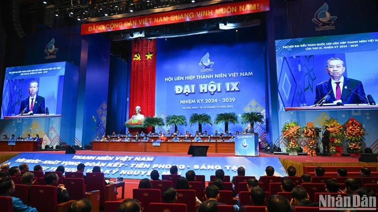 Các đại biểu lắng nghe ý kiến phát biểu của Tổng Bí thư Tô Lâm tại Đại hội. 7.jpg