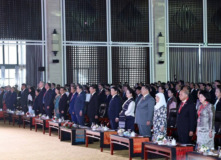 Các đại biểu tham dự Phiên khai mạc Đại hội đồng Liên Nghị viện các Quốc gia Đông Nam Á lần thứ 45. Ảnh: Thống Nhất/TTXVN Các đại biểu tham dự Phiên khai mạc Đại hội đồng Liên Nghị viện các Quốc gia Đông Nam Á lần thứ 45. Ảnh: Thống Nhất/TTXVN