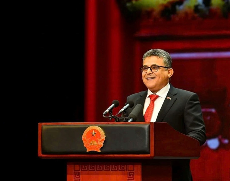 Đại sứ Palestine tại Việt Nam Saadi Salama, Trưởng đoàn Ngoại giao phát biểu tại buổi lễ. Đại sứ Palestine tại Việt Nam Saadi Salama, Trưởng đoàn Ngoại giao phát biểu tại buổi lễ.