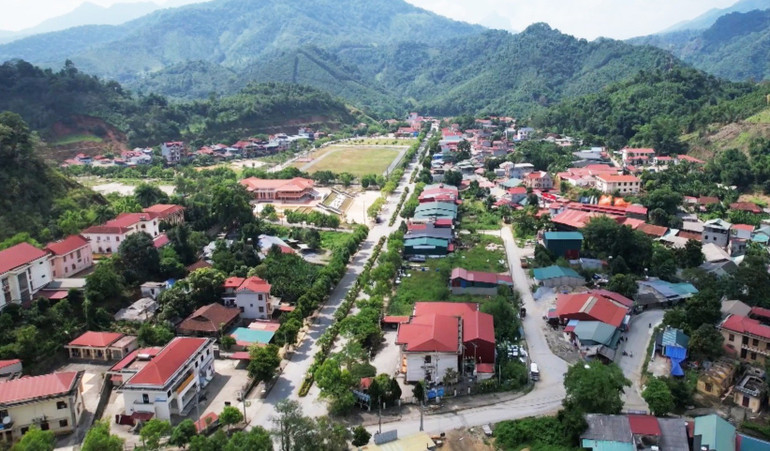 Một góc trung tâm xã Bộc Bố, huyện Pác Nặm. pn-3.jpg