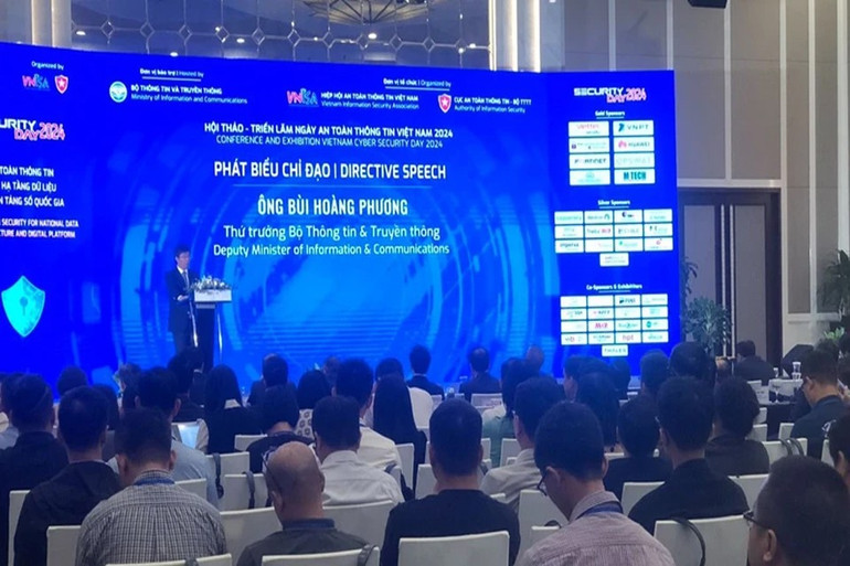 Quang cảnh phiên khai mạc Hội thảo-Triển lãm Ngày An toàn thông tin Việt Nam 2024. (Ảnh: V.T) 4.jpg