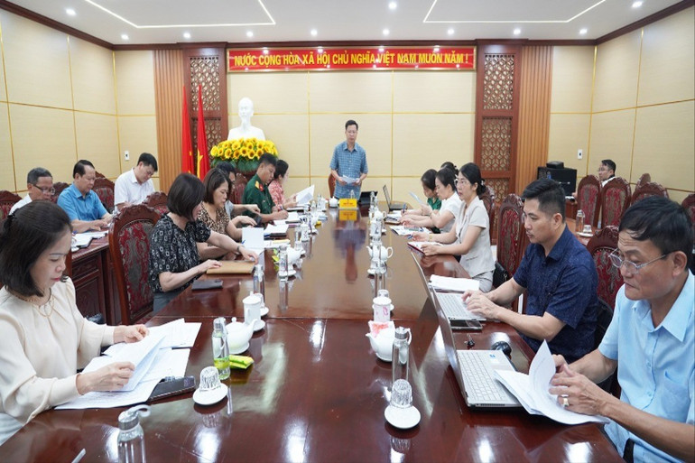 Ban Chỉ đạo Đại hội đại biểu các DTTS tỉnh Bắc Kạn lần thứ IV, năm 2024 họp xem xét tiến độ và thống nhất nội dung tổ chức Đại hội. DSC00041-5535aa993810.jpg