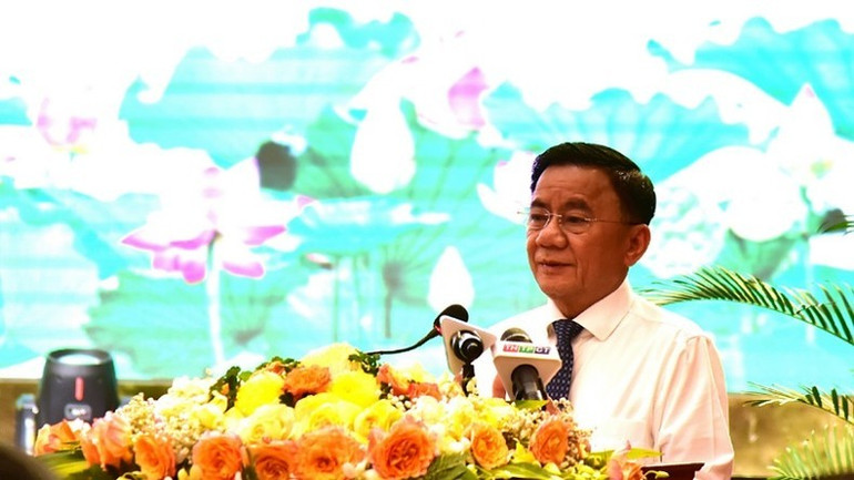Đồng chí Trần Cẩm Tú phát biểu tại hội nghị. Đồng chí Trần Cẩm Tú phát biểu tại hội nghị.