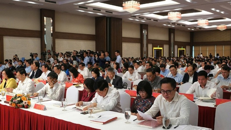 Các đại biểu dự hội nghị. Các đại biểu dự hội nghị.