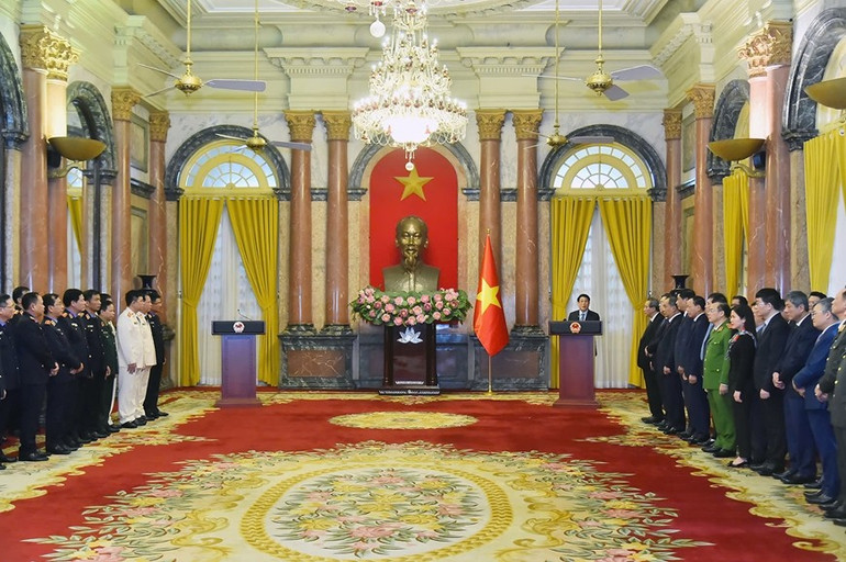 Chủ tịch nước Lương Cường phát biểu giao nhiệm vụ cho các đồng chí được bổ nhiệm. 1.jpg