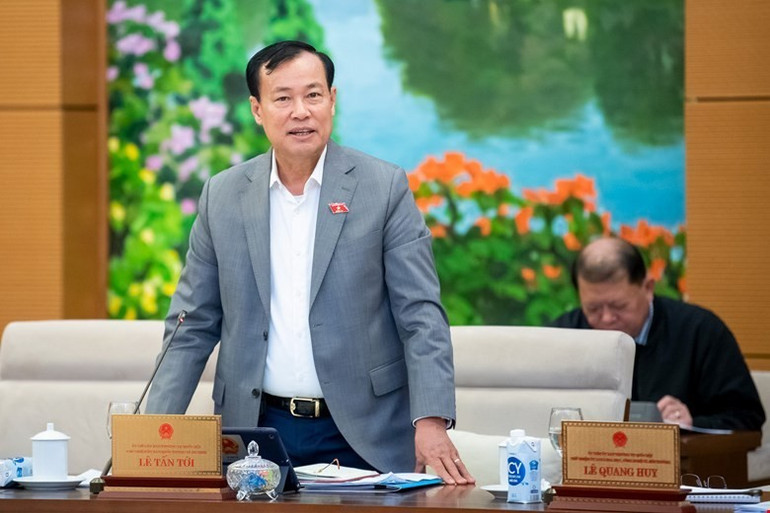 Chủ nhiệm Ủy ban Quốc phòng, An ninh và Đối ngoại Lê Tấn Tới. Ảnh: Quốc hội 48.jpg