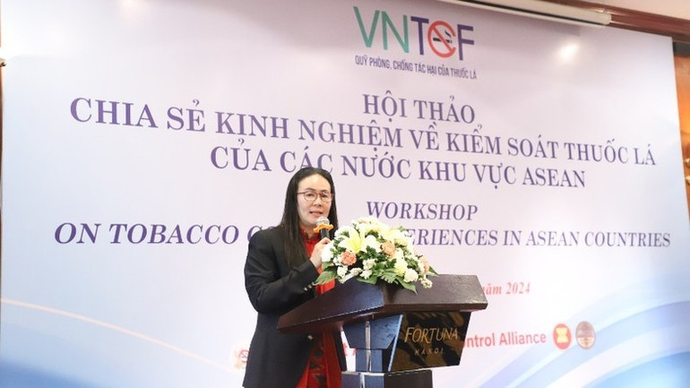 Chuyên gia quốc tế trao đổi tại hội thảo. Chuyên gia quốc tế trao đổi tại hội thảo.