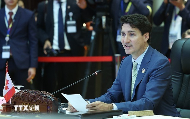 Thủ tướng Canada Justin Trudeau phát biểu tại Hội nghị Cấp cao đặc biệt ASEAN-Canada về Thúc đẩy Kết nối và Tự cường. (Ảnh: Dương Giang/TTXVN) Thủ tướng Canada Justin Trudeau phát biểu tại Hội nghị Cấp cao đặc biệt ASEAN-Canada về Thúc đẩy Kết nối và Tự cường. (Ảnh: Dương Giang/TTXVN)
