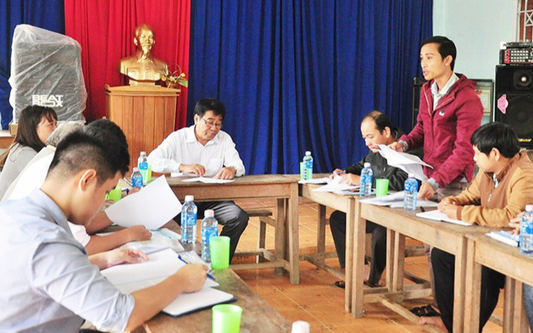 Trường hợp cần thiết, UBND cấp xã có thể sắp xếp, bố trí người hoạt động không chuyên trách ở cấp xã vào chức danh người hoạt động không chuyên trách ở thôn, tổ dân phố - Ảnh minh họa Trường hợp cần thiết, UBND cấp xã có thể sắp xếp, bố trí người hoạt động không chuyên trách ở cấp xã vào chức danh người hoạt động không chuyên trách ở thôn, tổ dân phố - Ảnh minh họa