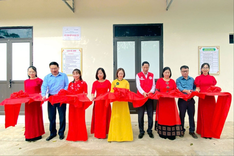 Bắc Kạn sử dụng hiệu quả nguồn lực xã hội hóa về kiên cố hóa trường lớp học. cao-tan.jpg