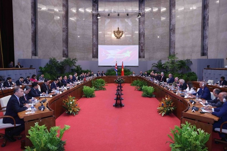 Tổng Bí thư, Chủ tịch nước Tô Lâm hội đàm với Bí thư thứ nhất Đảng Cộng sản Cuba, Chủ tịch Cuba Miguel Diaz Canel Bermudez. (Ảnh: TTXVN) Tổng Bí thư, Chủ tịch nước Tô Lâm hội đàm với Bí thư thứ nhất Đảng Cộng sản Cuba, Chủ tịch Cuba Miguel Diaz Canel Bermudez. (Ảnh: TTXVN)