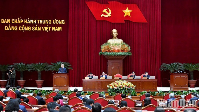 Phiên khai mạc Hội nghị Ban Chấp hành Trung ương Đảng khóa XIII. (Ảnh: ĐĂNG KHOA) ndo-br-dsc-4383-6546-7748-1489-836-2795-7811.jpg