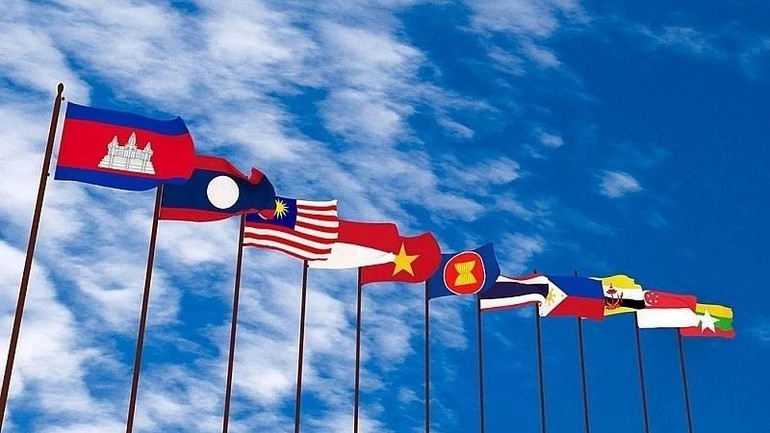 Quốc kỳ các quốc gia ASEAN. clip-9jpg-9903-2786-5920.jpg