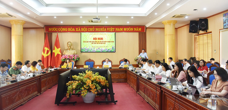 Hội nghị triển khai công tác sắp xếp đơn vị hành chính cấp tỉnh, cấp xã năm 2025. 025.jpg