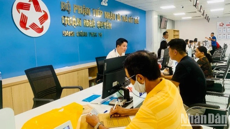 Bộ phận một cửa tại quận Ngô Quyền, Hải Phòng. (Ảnh nhandan.vn) ndo-br-bo-phan-mot-cua-quan-ngo-quyen-hai-phong-4555-9116.jpg