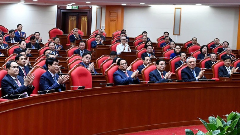 Lãnh đạo Đảng, Nhà nước và các đại biểu dự Hội nghị. (Ảnh: ĐĂNG KHOA) Lãnh đạo Đảng, Nhà nước và các đại biểu dự Hội nghị. (Ảnh: ĐĂNG KHOA)