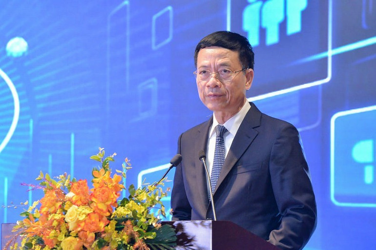 Bộ trưởng Thông tin và Truyền thông Nguyễn Mạnh Hùng phát biểu tại hội nghị. Bộ trưởng Thông tin và Truyền thông Nguyễn Mạnh Hùng phát biểu tại hội nghị.