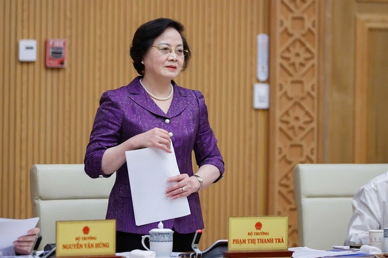 Bộ trưởng Bộ Nội vụ Phạm Thị Thanh Trà phát biểu tại Phiên họp của Chính phủ về việc sắp xếp, tổ chức lại đơn vị hành chính các cấp và xây dựng mô hình tổ chức chính quyền địa phương 2 cấp (ngày 9/5) - Ảnh: VGP/Nhật bắc Bộ trưởng Bộ Nội vụ Phạm Thị Thanh Trà phát biểu tại Phiên họp của Chính phủ về việc sắp xếp, tổ chức lại đơn vị hành chính các cấp và xây dựng mô hình tổ chức chính quyền địa phương 2 cấp (ngày 9/5) - Ảnh: VGP/Nhật bắc