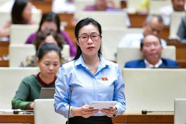 Đại biểu Trần Thị Thu Hằng - Đoàn ĐBQH tỉnh Đắk Nông. Đại biểu Trần Thị Thu Hằng - Đoàn ĐBQH tỉnh Đắk Nông.