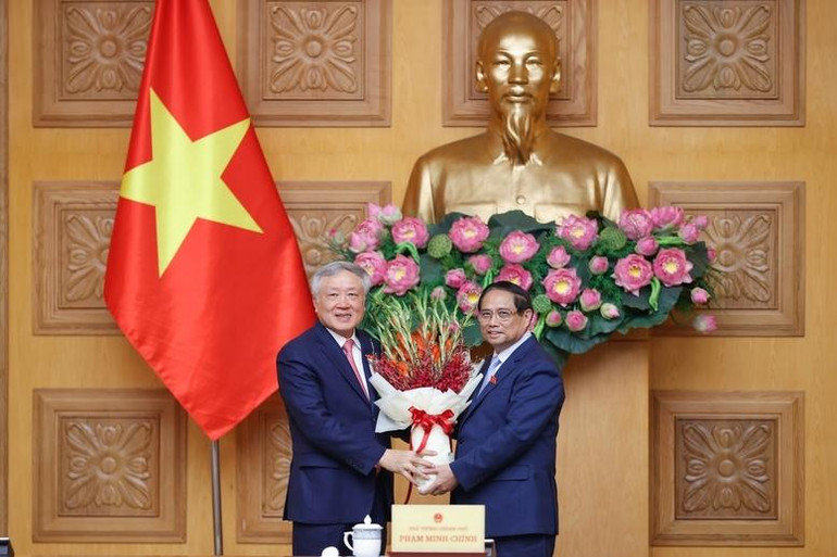 Thủ tướng Phạm Minh Chính chúc mừng đồng chí Nguyễn Hòa Bình được bổ nhiệm giữ chức Phó Thủ tướng Chính phủ Thủ tướng Phạm Minh Chính chúc mừng đồng chí Nguyễn Hòa Bình được bổ nhiệm giữ chức Phó Thủ tướng Chính phủ