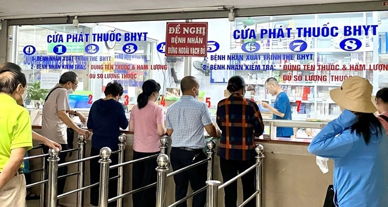 Với nhiều điểm mới tại Luật sửa đổi, bổ sung một số điều của Luật BHYT sẽ giải quyết được căn cơ những tồn tại, vướng mắc mang tính cấp bách sau 15 năm thực hiện Luật BHYT... Với nhiều điểm mới tại Luật sửa đổi, bổ sung một số điều của Luật BHYT sẽ giải quyết được căn cơ những tồn tại, vướng mắc mang tính cấp bách sau 15 năm thực hiện Luật BHYT...