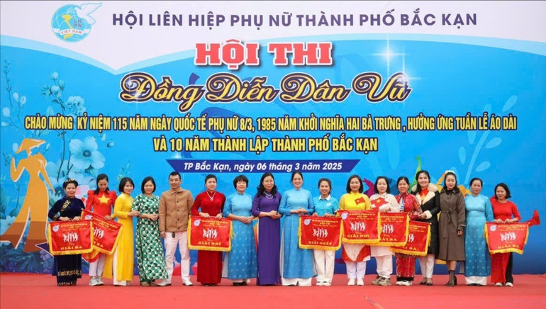 Nhiều hoạt động được Hội LHPN thành phố tổ chức thu hút đông đảo hội viên tham gia. thanh-pho.jpg