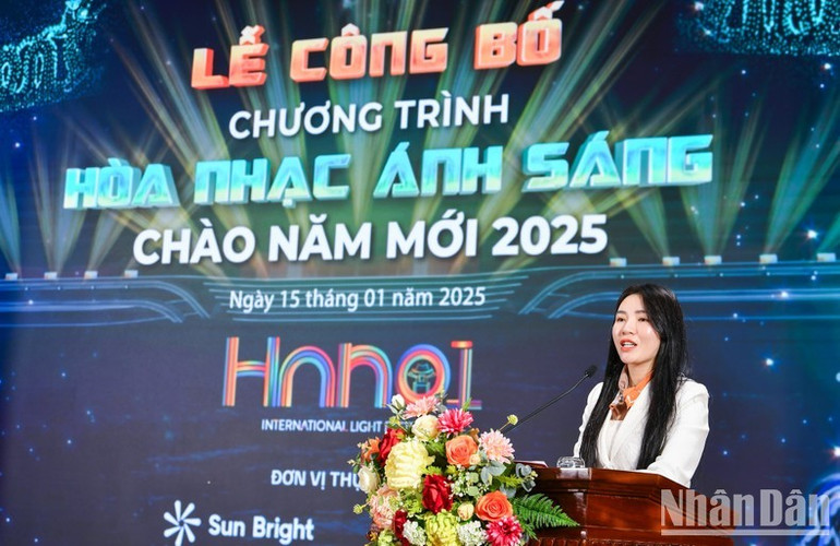 Bà Bùi Thị Lan Phương, Phó Chủ tịch UBND quận Tây Hồ. Bà Bùi Thị Lan Phương, Phó Chủ tịch UBND quận Tây Hồ.