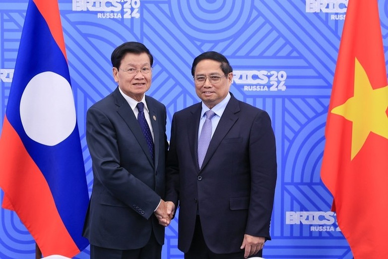Thủ tướng Phạm Minh Chính tại cuộc hội kiến Tổng Bí thư, Chủ tịch nước Lào Thongloun Sisoulith Thủ tướng Phạm Minh Chính tại cuộc hội kiến Tổng Bí thư, Chủ tịch nước Lào Thongloun Sisoulith