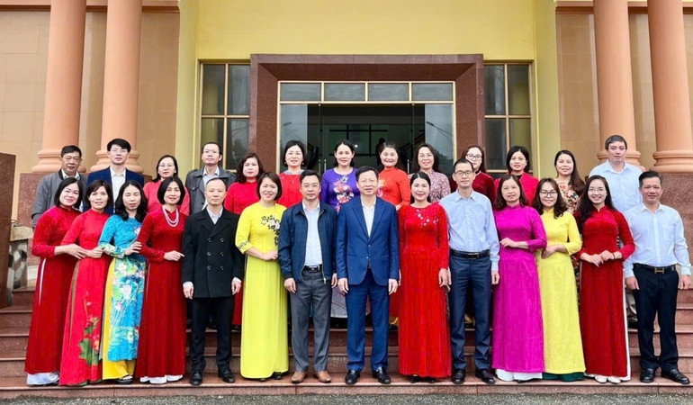 Ban Tuyên giáo và Dân vận Tỉnh ủy sau sáp nhập khẩn trương thực hiện các nhiệm vụ được giao. z6424212304925-905e02920c51ebb0f16c359e38a09b9b.jpg