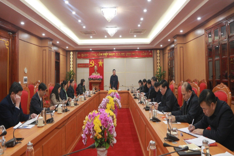 Quang cảnh buổi họp. img-0810.jpg