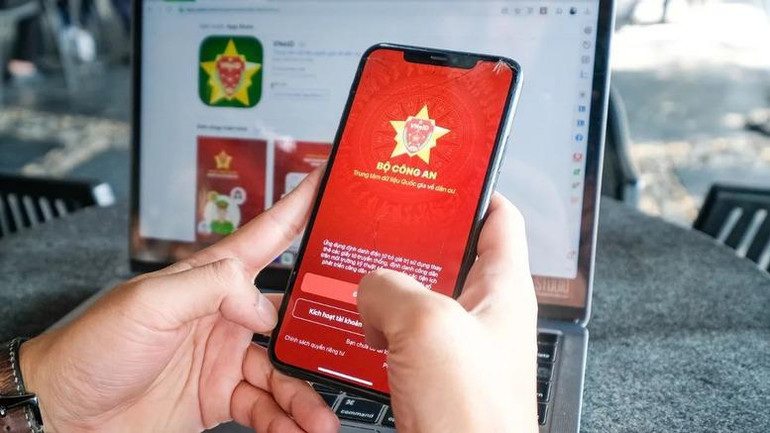 Mở rộng thí điểm cấp Phiếu lý lịch tư pháp qua ứng dụng VNeID trên toàn quốc từ ngày 1/10/2024. Mở rộng thí điểm cấp Phiếu lý lịch tư pháp qua ứng dụng VNeID trên toàn quốc từ ngày 1/10/2024.