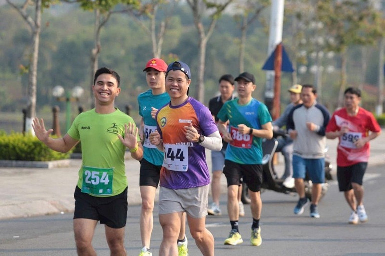Các vận động viên giải Marathon “Những bước chân về miền sơn cước” sẽ được chiêm ngưỡng những cung đường tuyệt đẹp của Lai Châu Các vận động viên giải Marathon “Những bước chân về miền sơn cước” sẽ được chiêm ngưỡng những cung đường tuyệt đẹp của Lai Châu