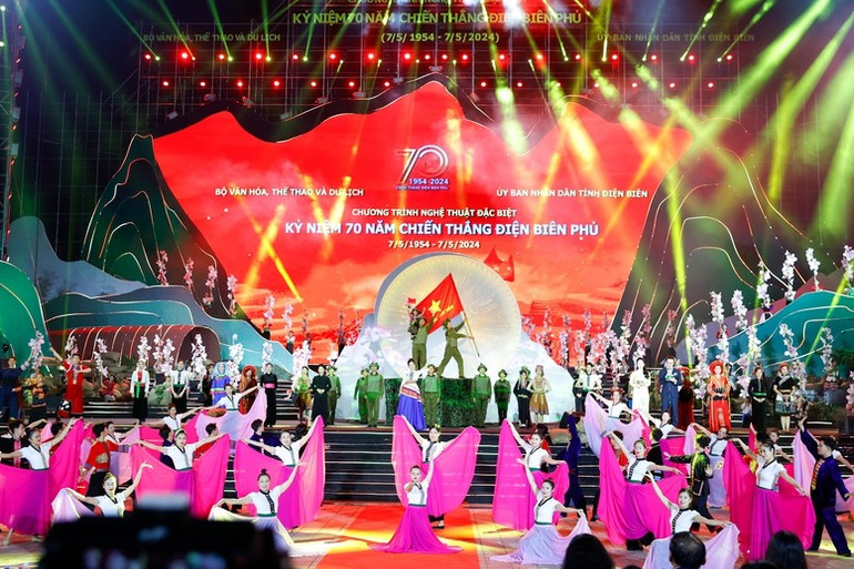 Chương trình nghệ thuật đặc biệt kỷ niệm 70 năm Chiến thắng Điện Biên Phủ Chương trình nghệ thuật đặc biệt kỷ niệm 70 năm Chiến thắng Điện Biên Phủ