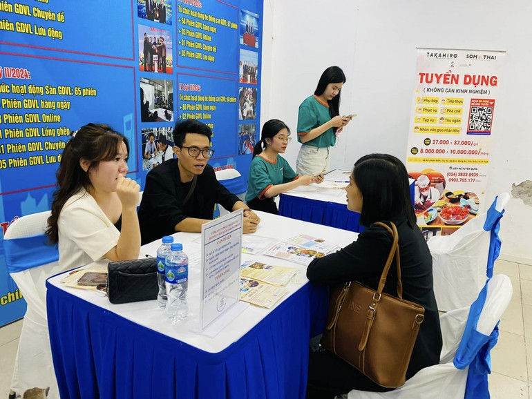 Luật Việc làm (sửa đổi) có rất nhiều điểm mới, sửa đổi chính sách BHTN theo hướng mở rộng đối tượng tham gia và nâng cao quyền lợi hơn cho người lao động. (Ảnh minh họa). Luật Việc làm (sửa đổi) có rất nhiều điểm mới, sửa đổi chính sách BHTN theo hướng mở rộng đối tượng tham gia và nâng cao quyền lợi hơn cho người lao động. (Ảnh minh họa).