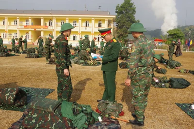 Bộ CHQS tỉnh Bắc Kạn kiểm tra công tác sẵn sàng chiến đấu dịp Tết Dương lịch