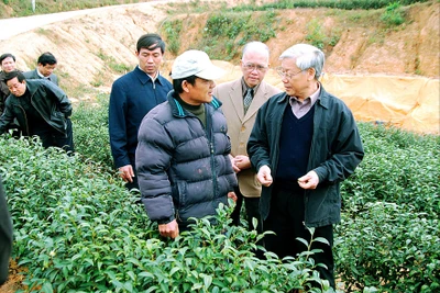 Đồng chí Nguyễn Phú Trọng - nhà lãnh đạo giản dị và vì dân